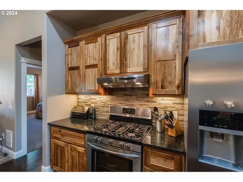 3530 Brussells Street North Bend OR 97459