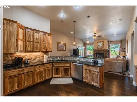 3530 Brussells Street North Bend OR 97459