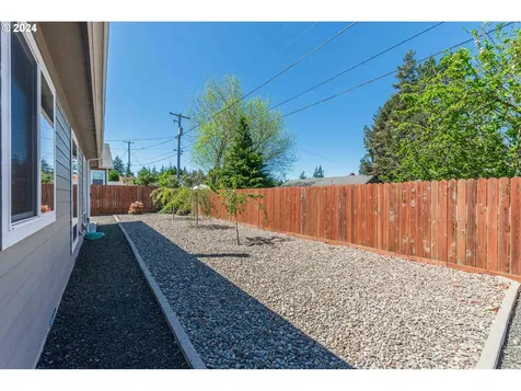 3530 Brussells Street North Bend OR 97459