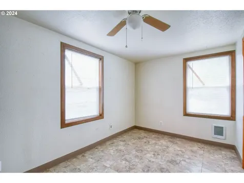 542 Sw Cedar Street Pilot Rock OR 97868