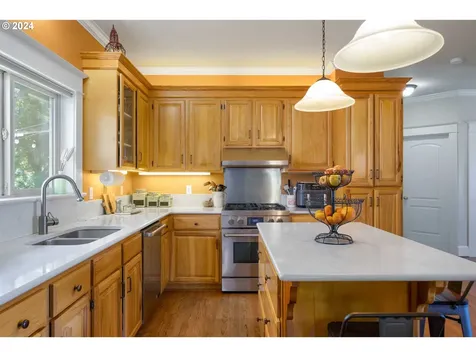 8428 Se 139th Court Portland OR 97236