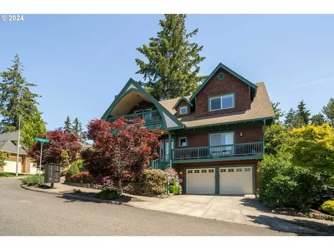 8428 Se 139th Court Portland OR 97236