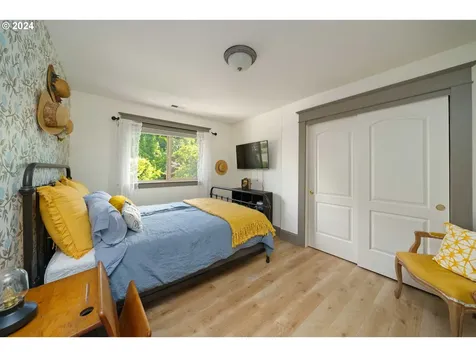 8428 Se 139th Court Portland OR 97236