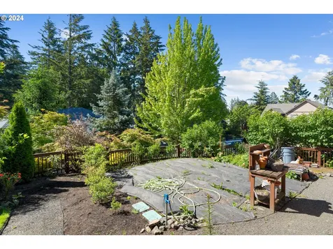 8428 Se 139th Court Portland OR 97236