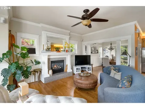 8428 Se 139th Court Portland OR 97236