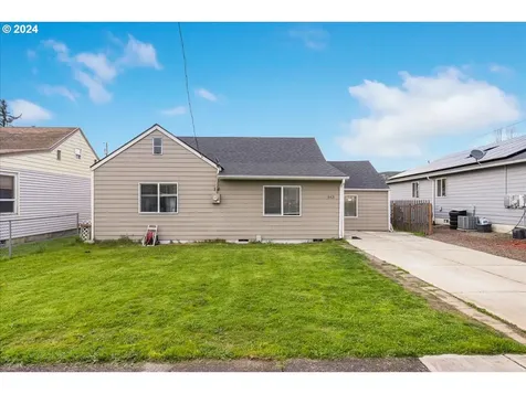 543 Nw Yamhill Street Sheridan OR 97378