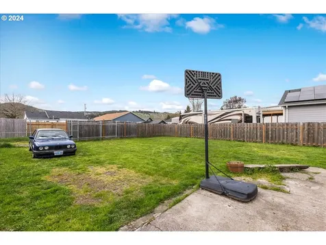 543 Nw Yamhill Street Sheridan OR 97378