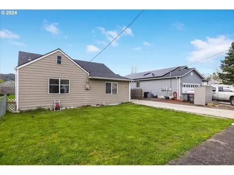 543 Nw Yamhill Street Sheridan OR 97378