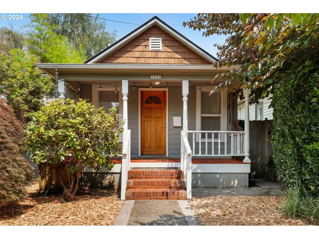3731 Se Main Street Portland OR 97214
