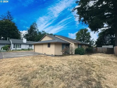 2011 Se 112th Avenue Portland OR 97216