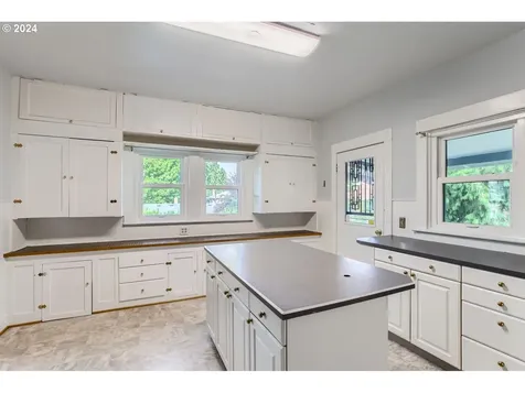 2929 Se Kelly Street Portland OR 97202
