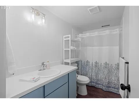 11957 Se Tibbetts Street Portland OR 97266