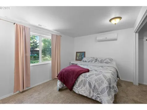 11957 Se Tibbetts Street Portland OR 97266