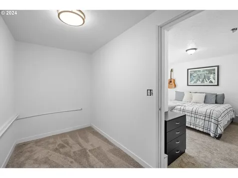 11957 Se Tibbetts Street Portland OR 97266