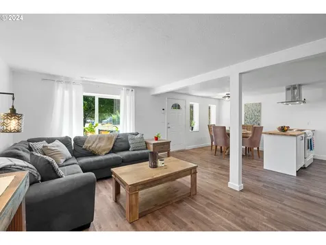 11957 Se Tibbetts Street Portland OR 97266