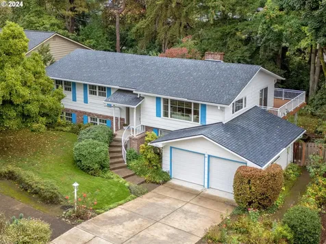 2210 SW Roxbury Avenue Portland OR 97225
