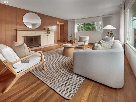 2210 SW Roxbury Avenue Portland OR 97225