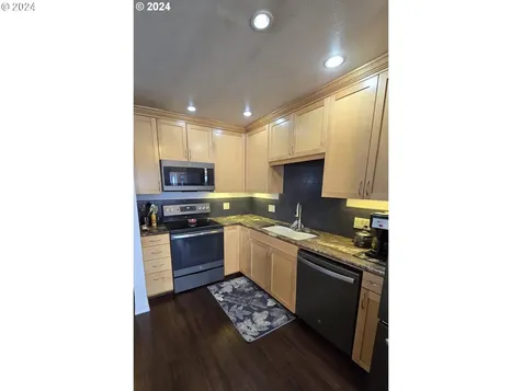 211 Leone Avenue Enterprise OR 97828