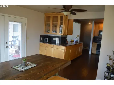 211 Leone Avenue Enterprise OR 97828