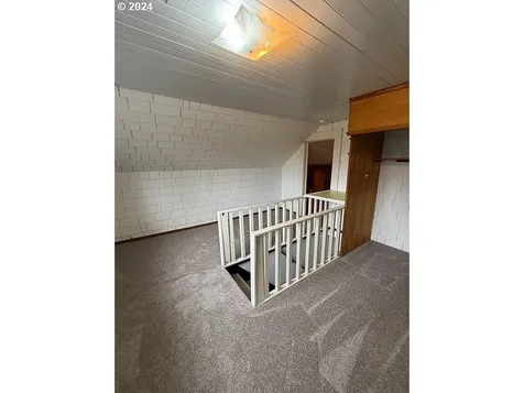 1415 SE 53rd Avenue Portland OR 97215