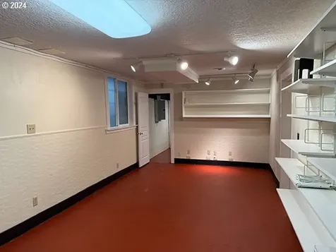 1415 SE 53rd Avenue Portland OR 97215