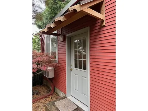 1415 SE 53rd Avenue Portland OR 97215