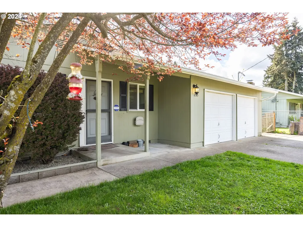 2515 W Irwin Way Eugene OR 97402