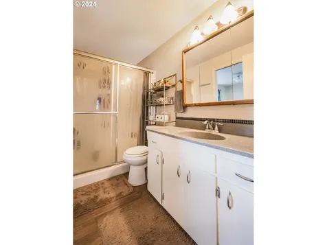 2515 W Irwin Way Eugene OR 97402