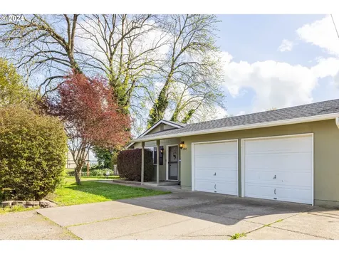 2515 W Irwin Way Eugene OR 97402