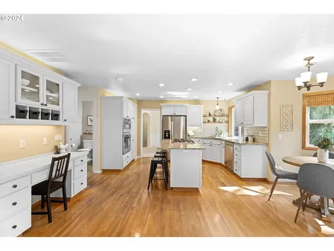 2634 Ne Zander Court Hillsboro OR 97124