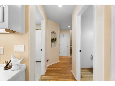 2634 Ne Zander Court Hillsboro OR 97124