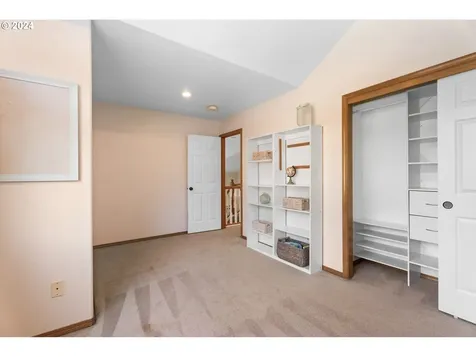 2634 Ne Zander Court Hillsboro OR 97124
