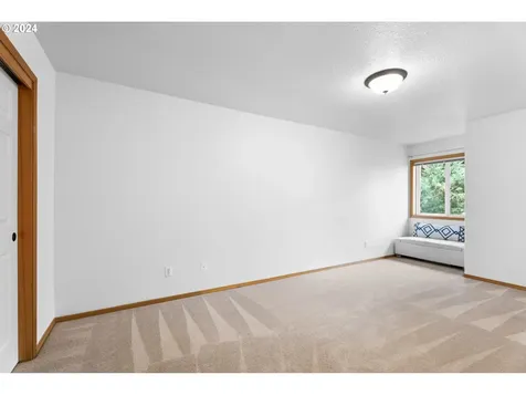 2634 Ne Zander Court Hillsboro OR 97124