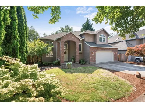 2634 Ne Zander Court Hillsboro OR 97124