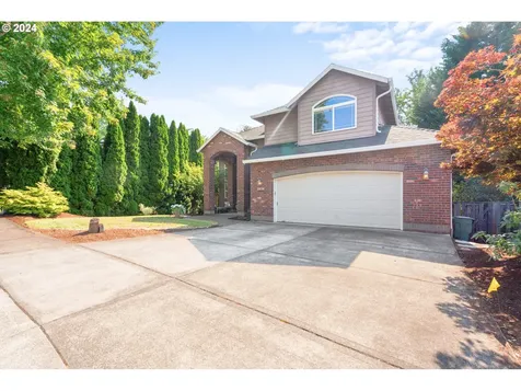 2634 Ne Zander Court Hillsboro OR 97124