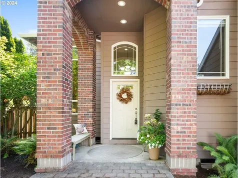 2634 Ne Zander Court Hillsboro OR 97124