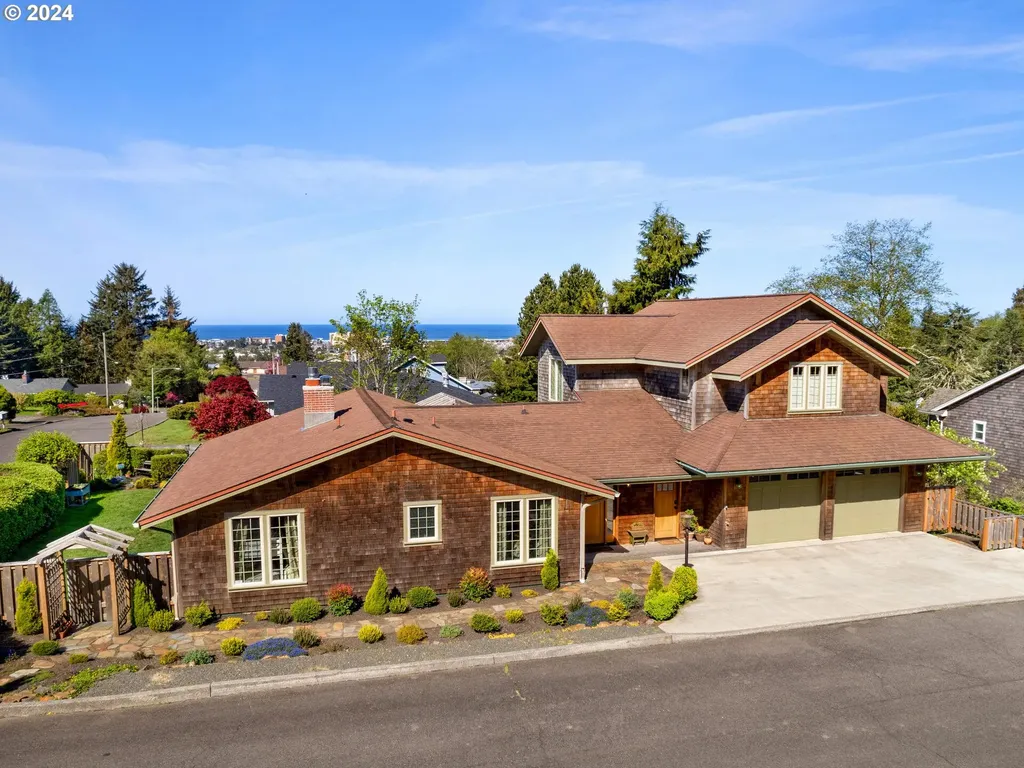 164 Alpine Street Seaside OR 97138