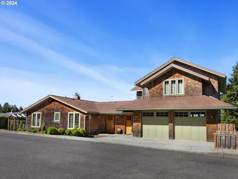 164 Alpine Street Seaside OR 97138