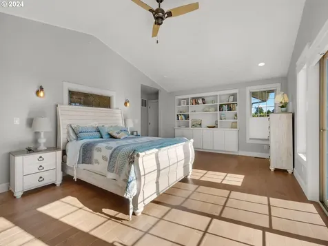 164 Alpine Street Seaside OR 97138