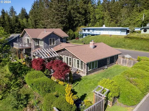 164 Alpine Street Seaside OR 97138