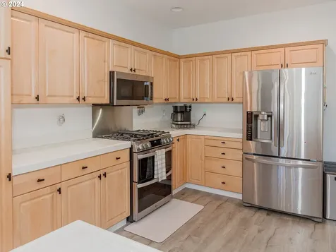 1042 57th Street Washougal WA 98671
