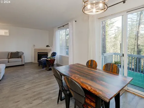 1042 57th Street Washougal WA 98671