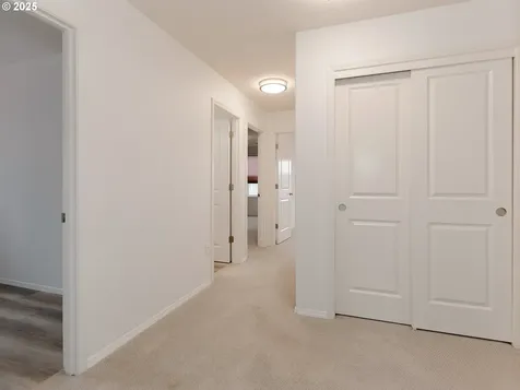 1042 57th Street Washougal WA 98671