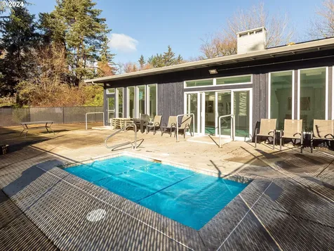 1042 57th Street Washougal WA 98671