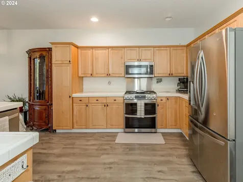 1042 57th Street Washougal WA 98671
