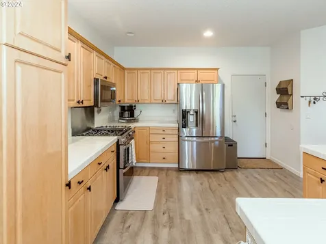 1042 57th Street Washougal WA 98671