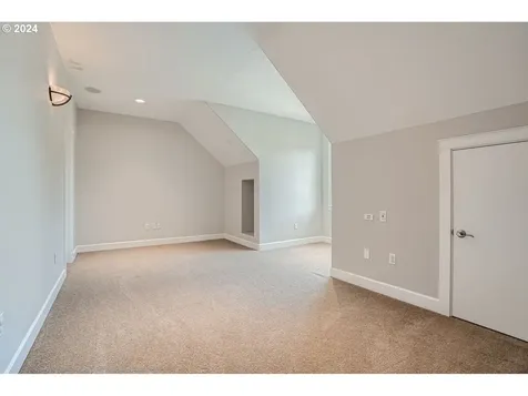 1711 Nw 84th Circle Vancouver WA 98665