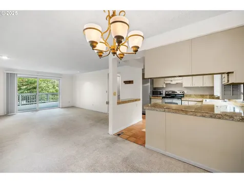 16081 Pearcy Street Lake Oswego OR 97034