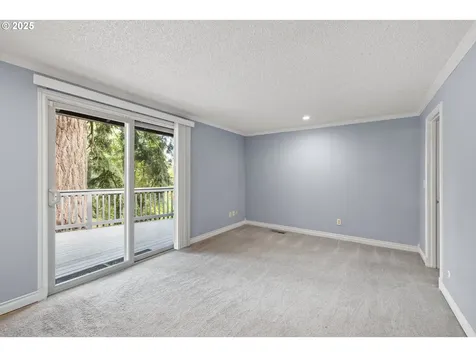 16081 Pearcy Street Lake Oswego OR 97034