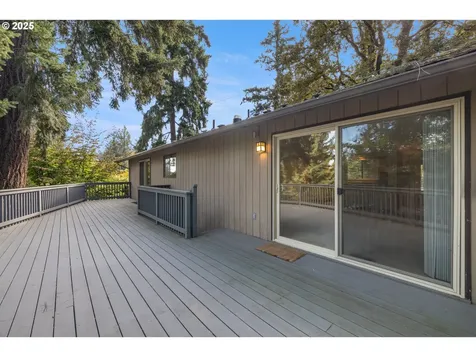 16081 Pearcy Street Lake Oswego OR 97034
